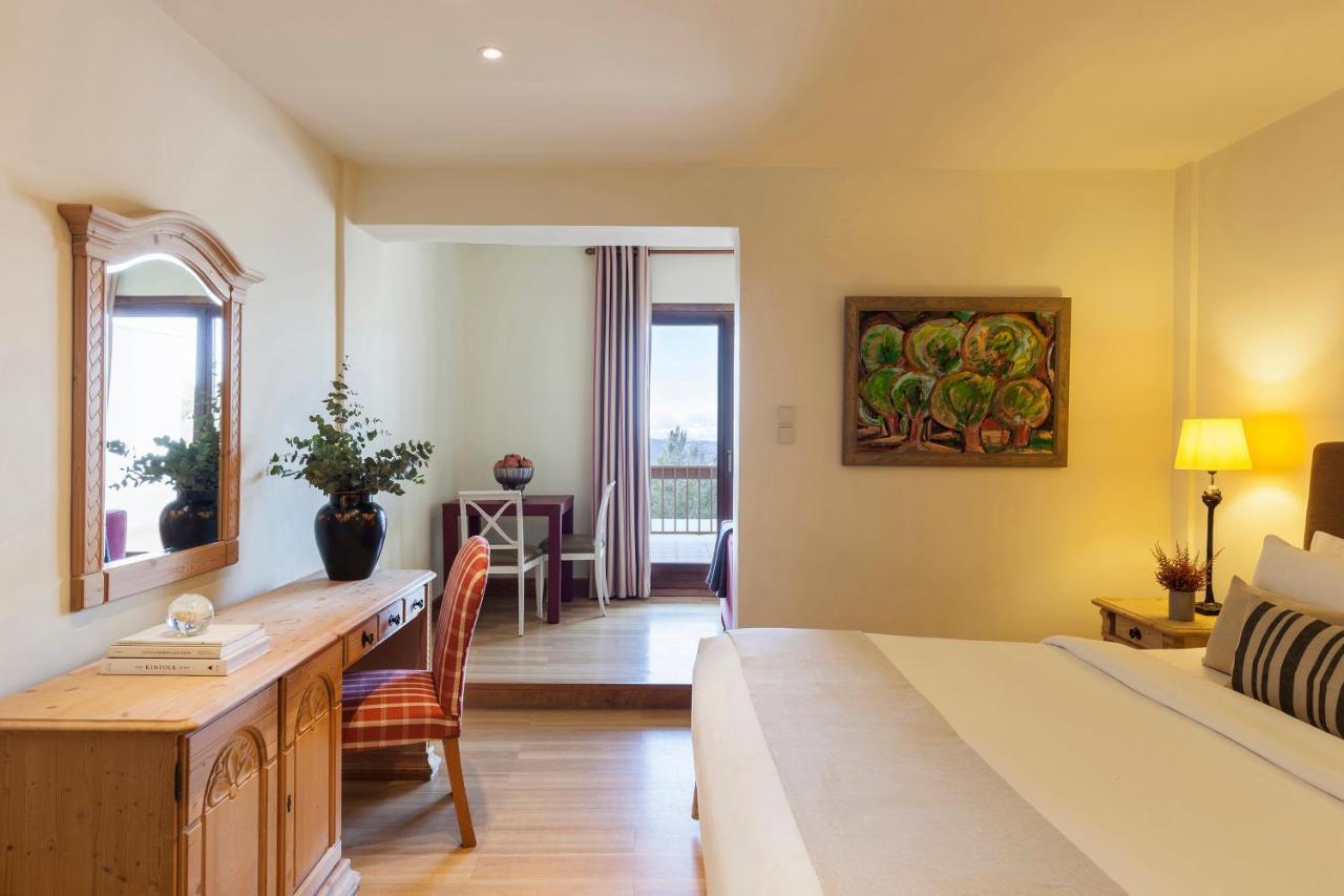 Santa Marina Arachova Hotel Exterior photo